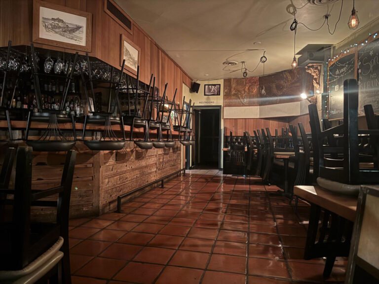 Quick Cleaning Routines for Busy Restaurant Mornings: Boost Efficiency and Maintain Hygiene